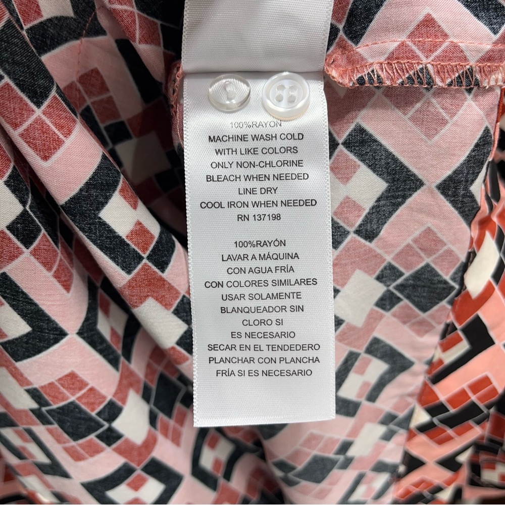 🔥Nina Parker🔥 NWT Trendy Plus Size Button-Front Cropped Top Size 4X - Picture 12 of 13